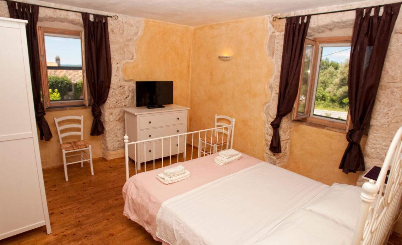 Villa Lauriana Diminići Kültér fotó